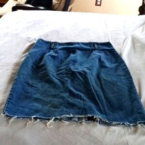 4@30.00 or 20.00 PLUS Size Ladies Skirt by 𝅺HUNT CLUB